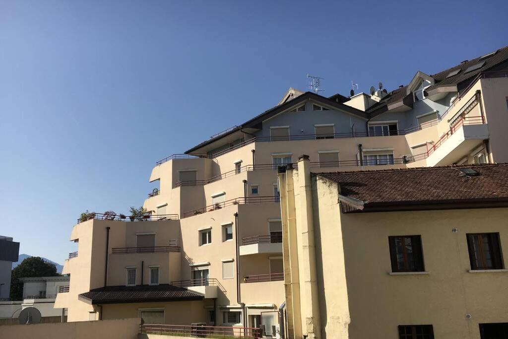 Cocon Sur Cour Apartment *